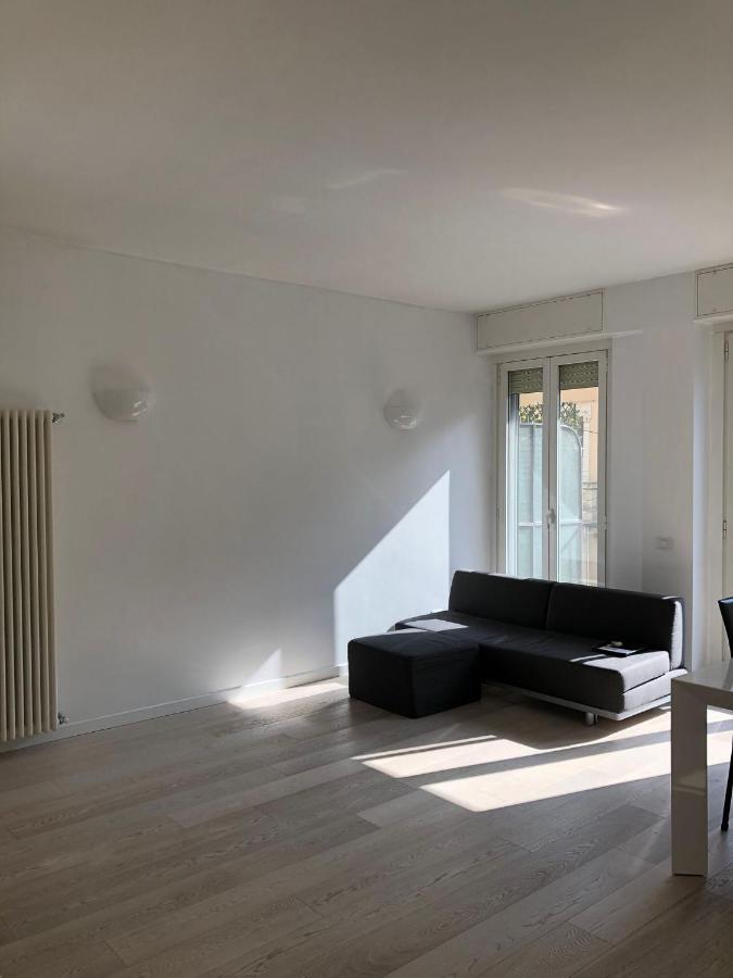 Bright & Spacious Apartment Near Navigli - Ponti Mediolan Zewnętrze zdjęcie