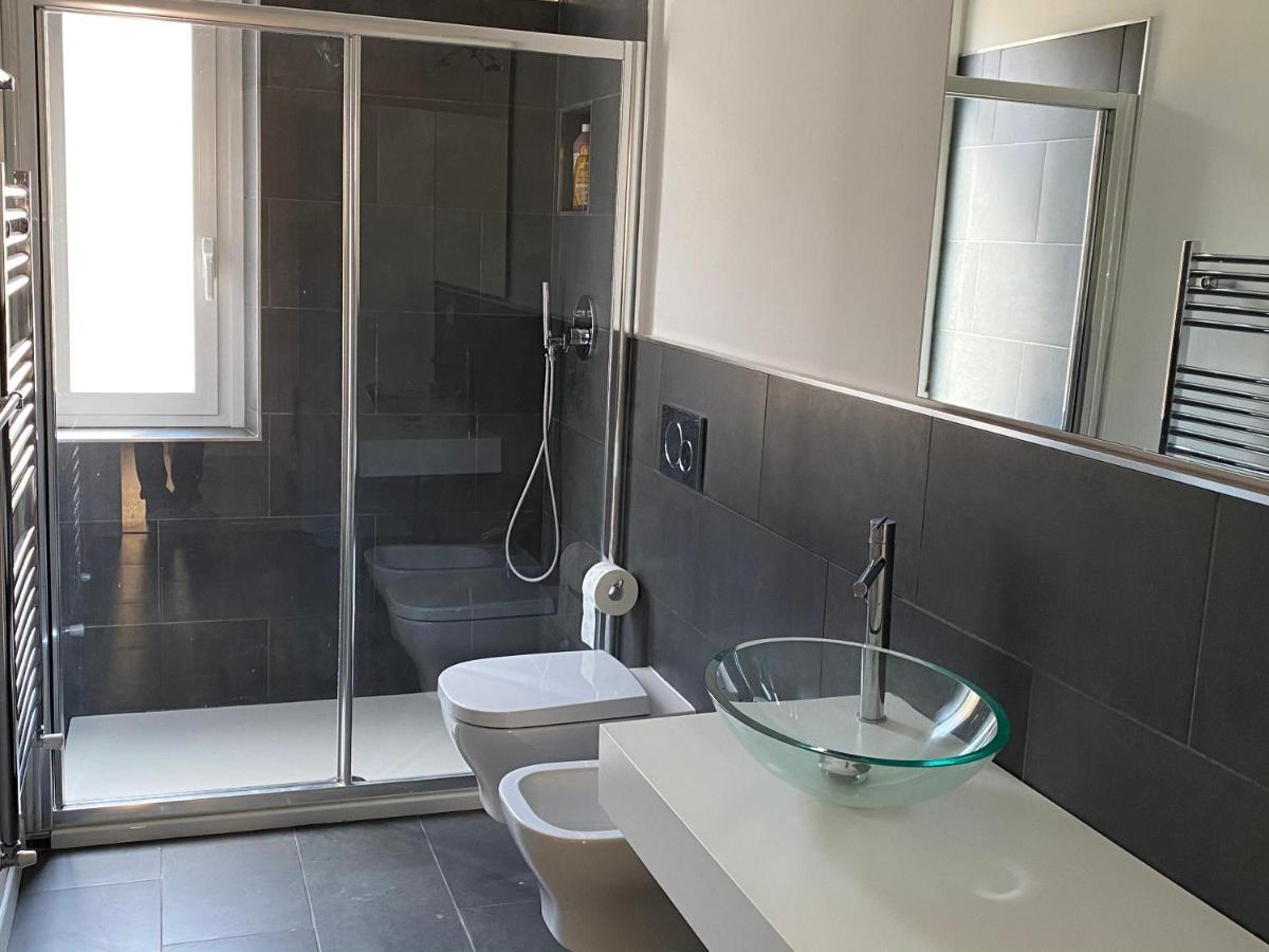 Bright & Spacious Apartment Near Navigli - Ponti Mediolan Zewnętrze zdjęcie