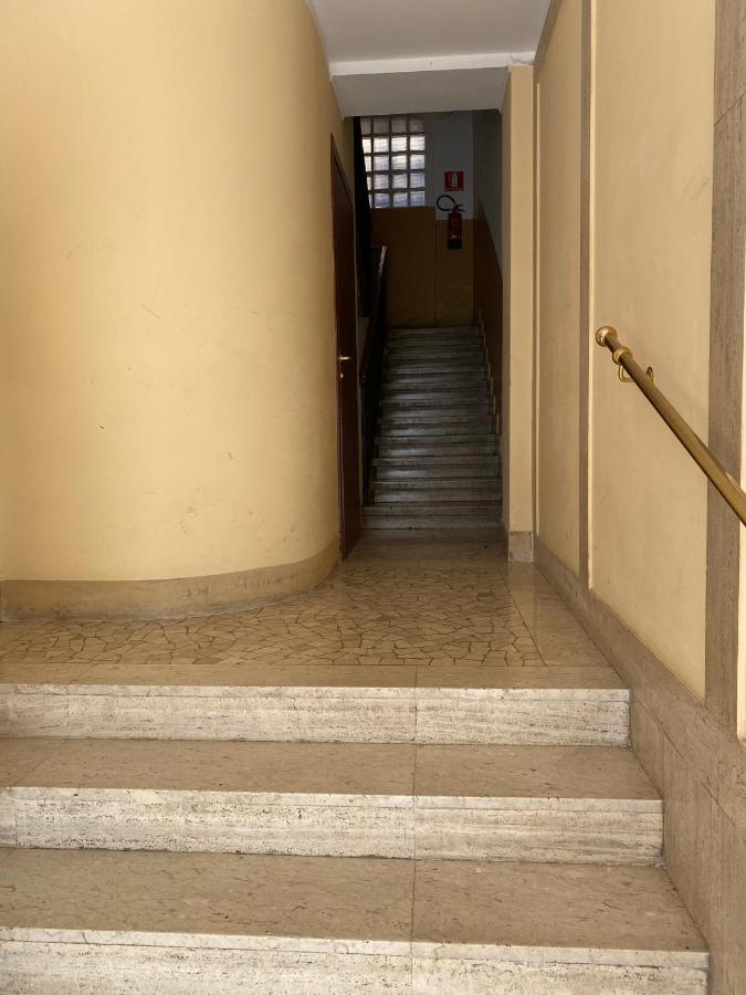 Bright & Spacious Apartment Near Navigli - Ponti Mediolan Zewnętrze zdjęcie