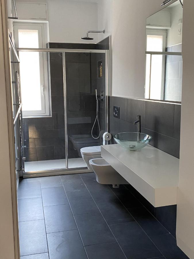 Bright & Spacious Apartment Near Navigli - Ponti Mediolan Zewnętrze zdjęcie
